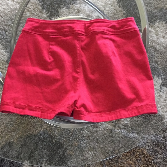 Short - Picture 4 of 6